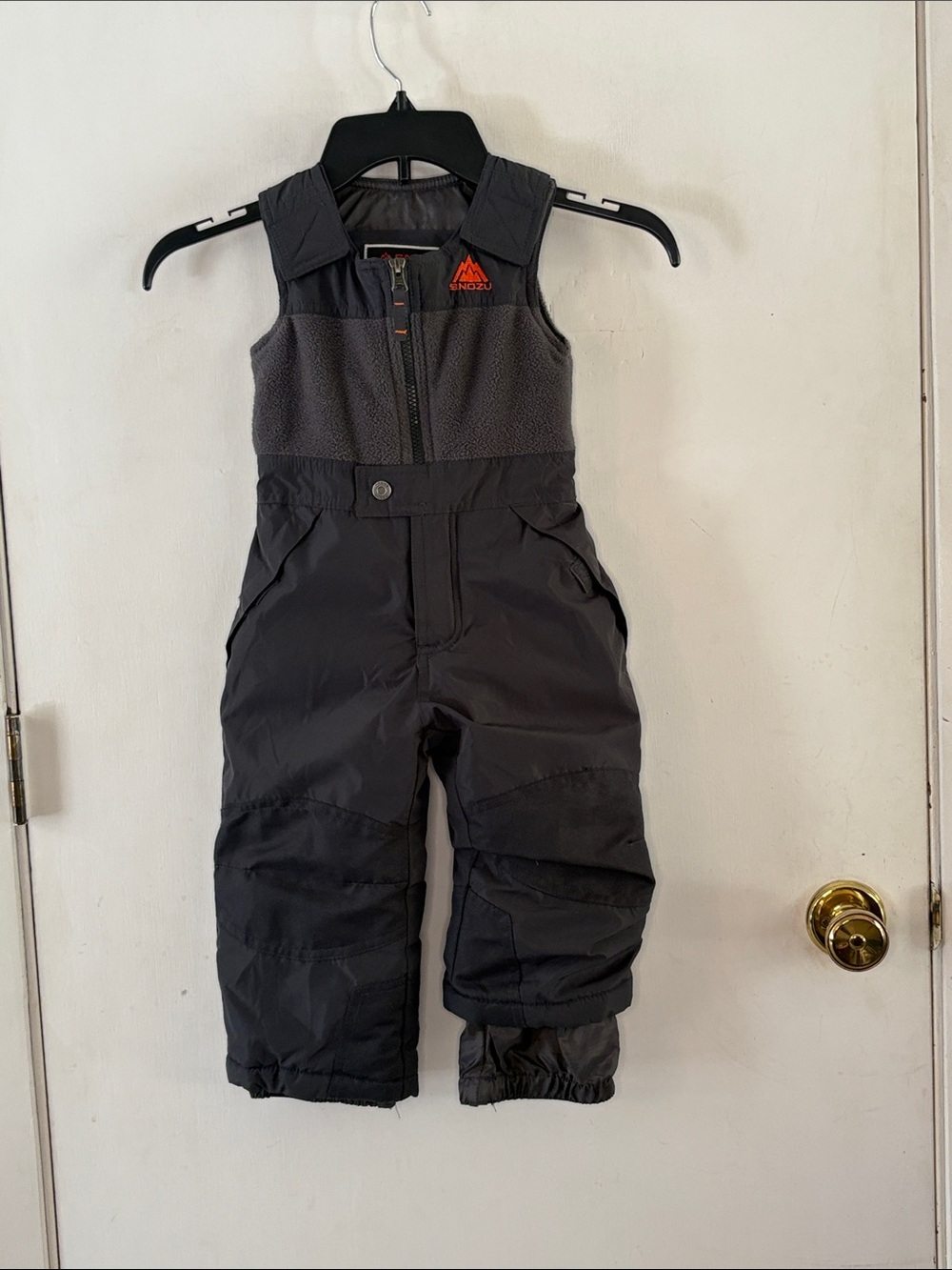 Snozu charcoal grey snow pants with fleece panel Size 2T